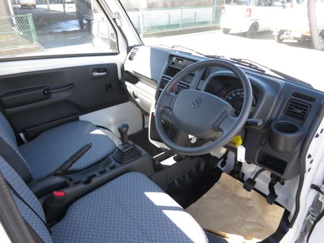 U00048051393_42_001.jpg