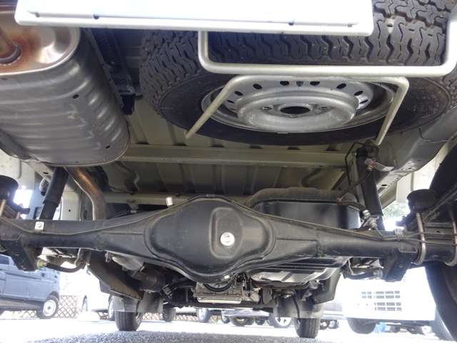 UJ0048494414_50_001.jpg