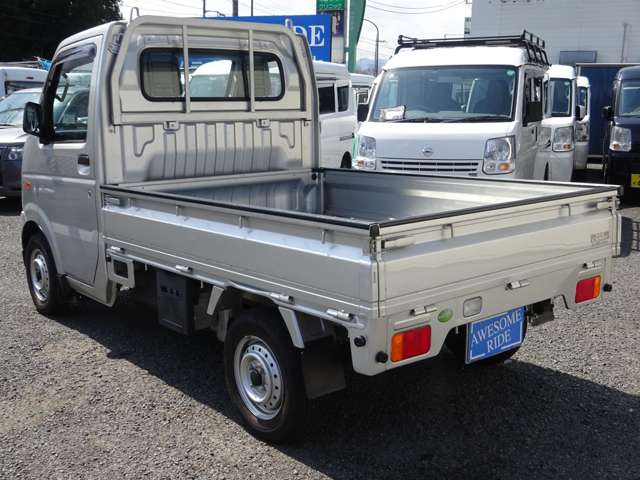 UJ0048494414_8_001.jpg