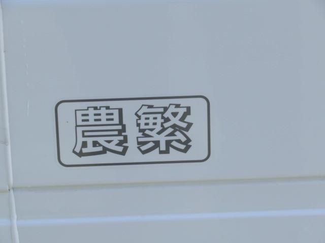 UJ0048015240_19_001.jpg