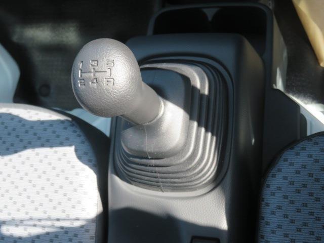 UJ0048015240_9_001.jpg