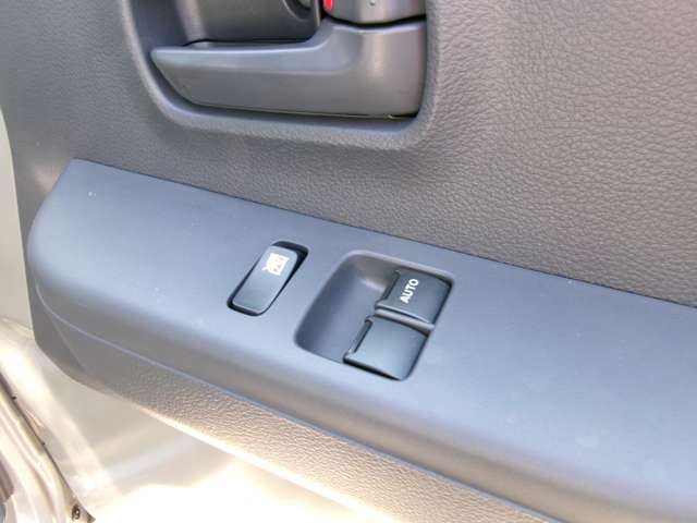 U00046474819_12_001.jpg