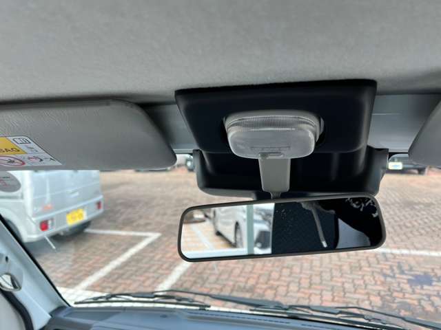 UJ0048015151_44_002.jpg