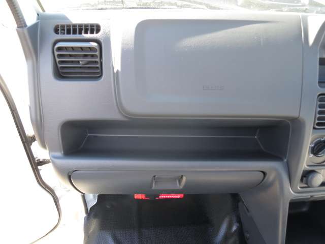 U00048051301_48_001.jpg