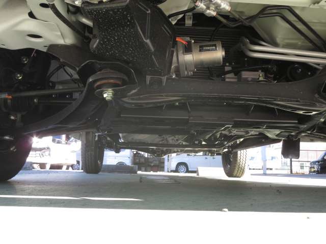 U00048051301_53_001.jpg