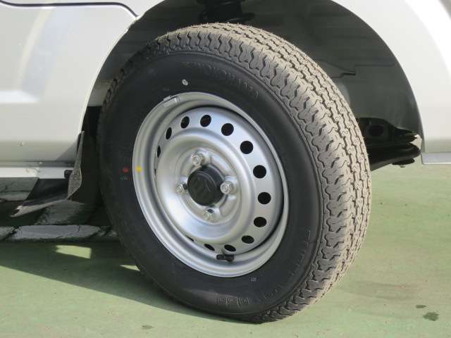 U00048062892_19_001.jpg