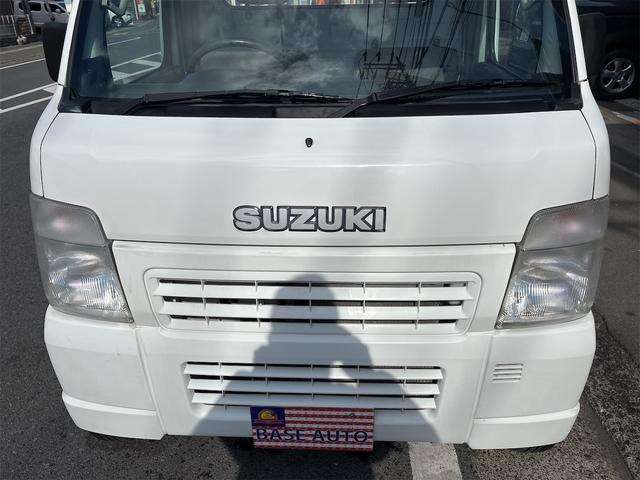 UZ0047920573_72_001.jpg