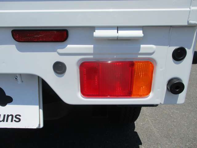 U00045654337_39_002.jpg