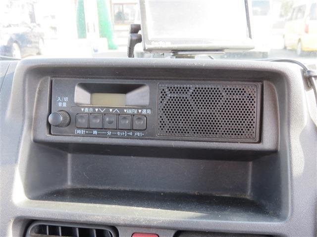 UJ0048557225_13_001.jpg