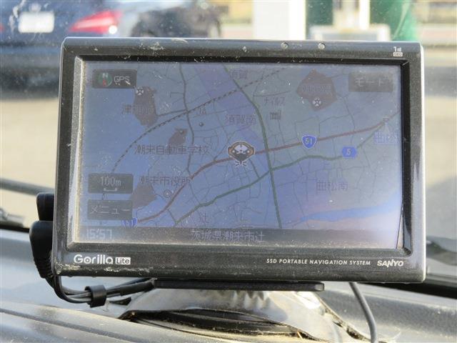 UJ0048557225_15_001.jpg