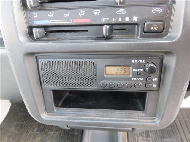 UJ0048557276_14_001.jpg