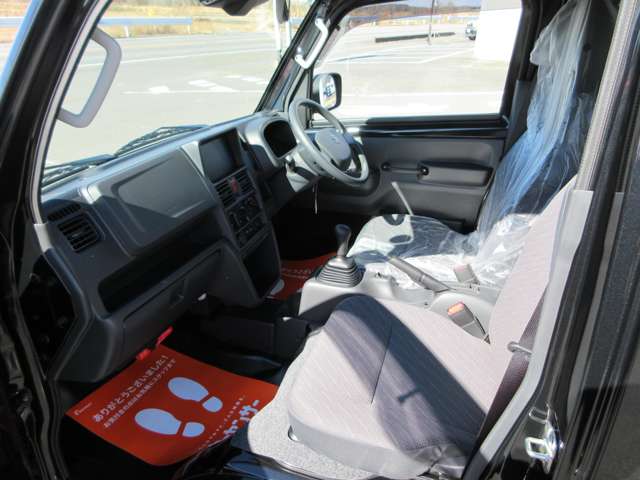 U00048444520_45_001.jpg