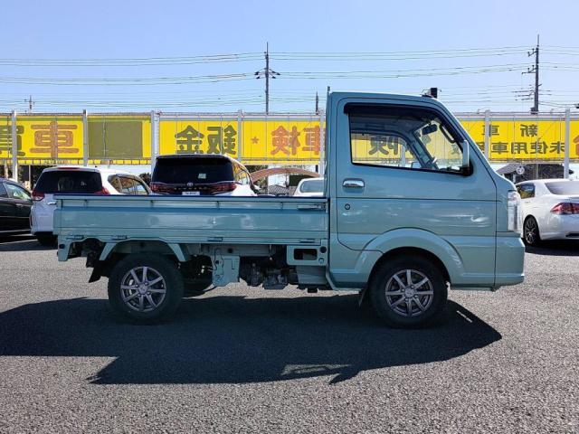 UZ0048112529_10_001.jpg
