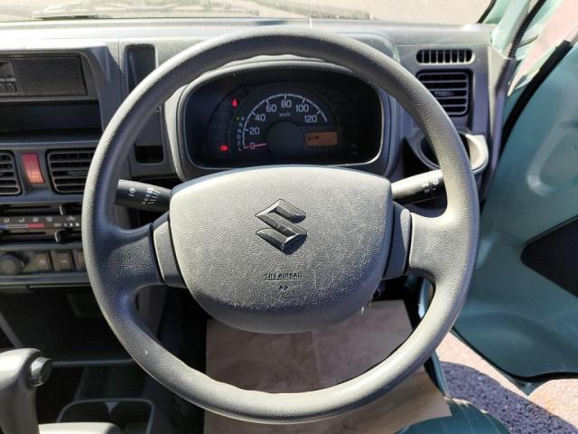 UZ0048112529_19_001.jpg
