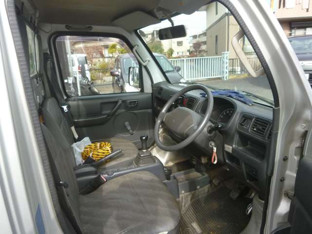 U00047648702_3_001.jpg
