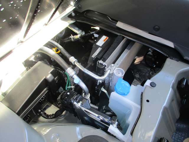 U00047380404_19_001.jpg