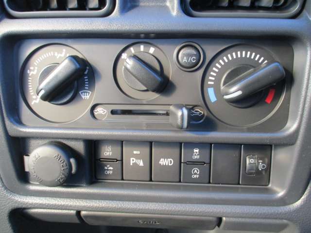U00047380404_31_001.jpg