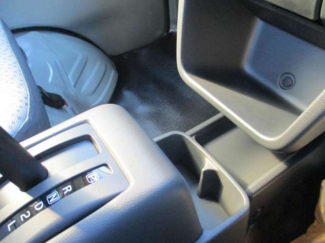 U00047380404_35_002.jpg