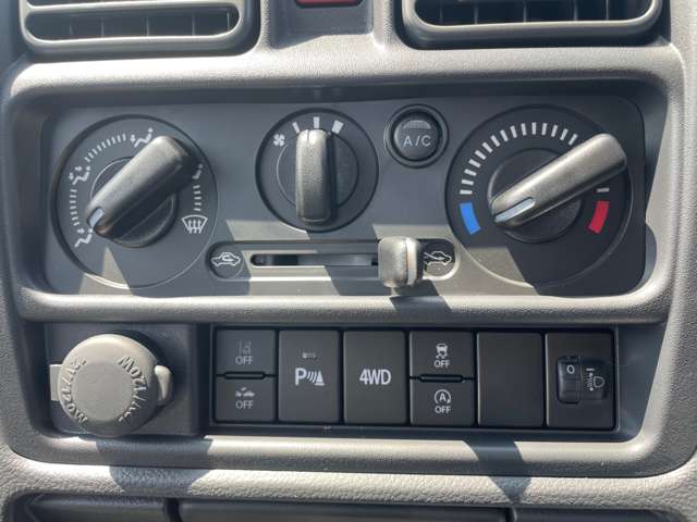 U00045944497_37_005.jpg
