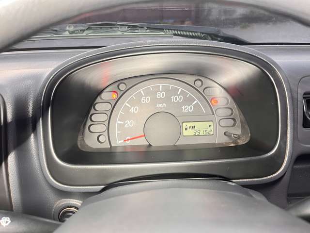UZ0047142170_30_001.jpg