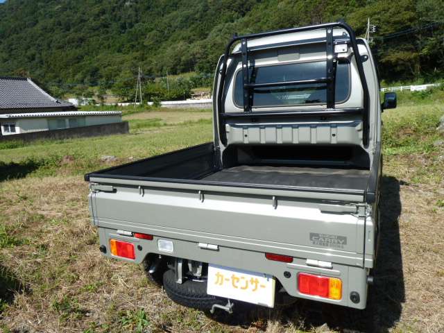 U00046669722_4_001.jpg