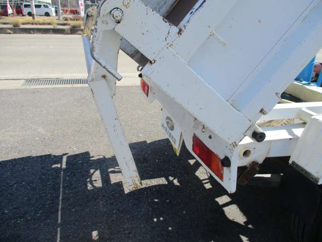 U00048194318_16_001.jpg