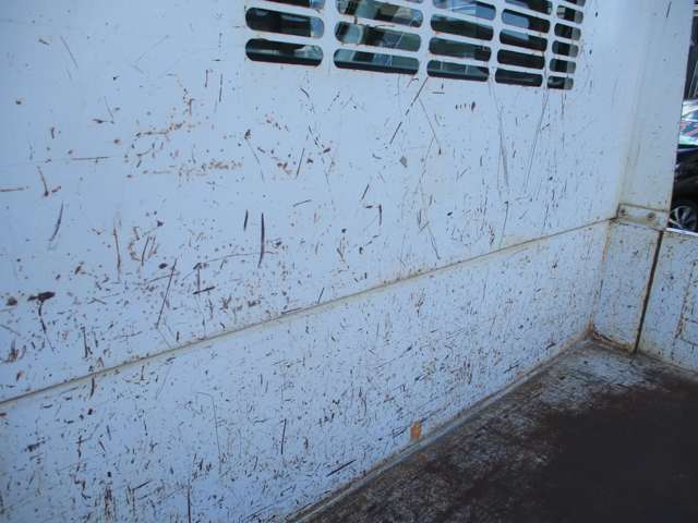 U00048194318_43_001.jpg