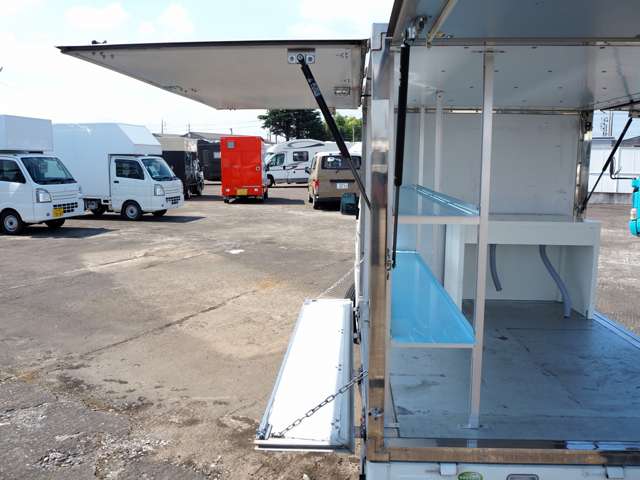 U00035296548_13_001.jpg
