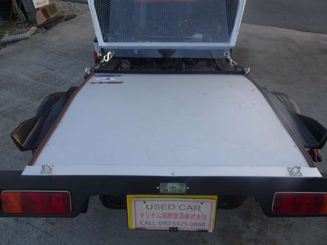 U00044308697_77_001.jpg