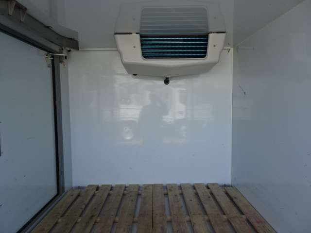 U00048162782_38_001.jpg
