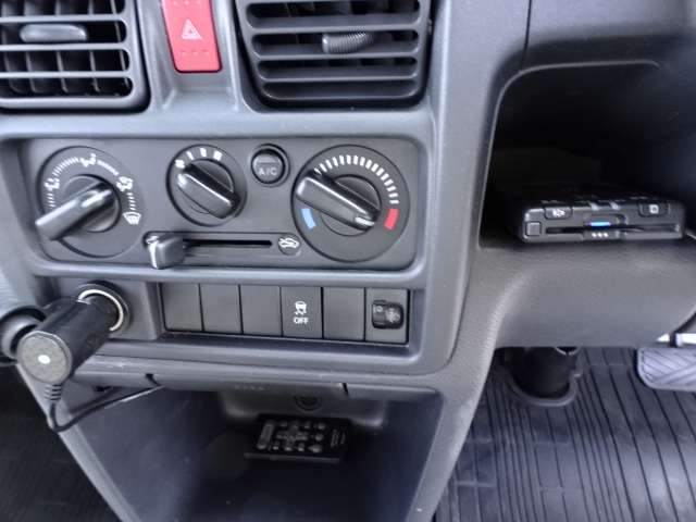 U00048162782_63_001.jpg