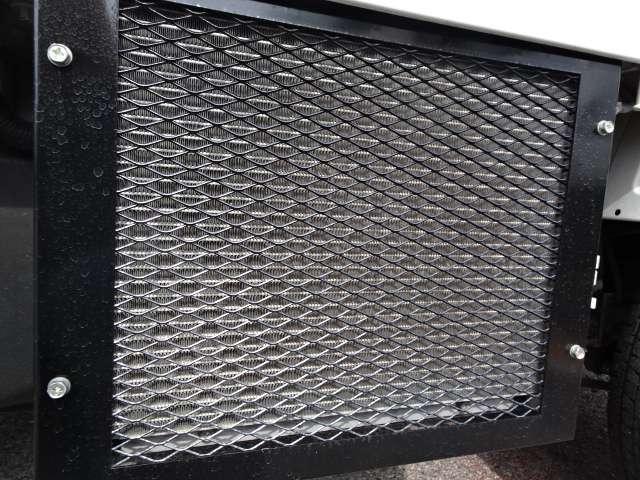U00048452713_81_001.jpg
