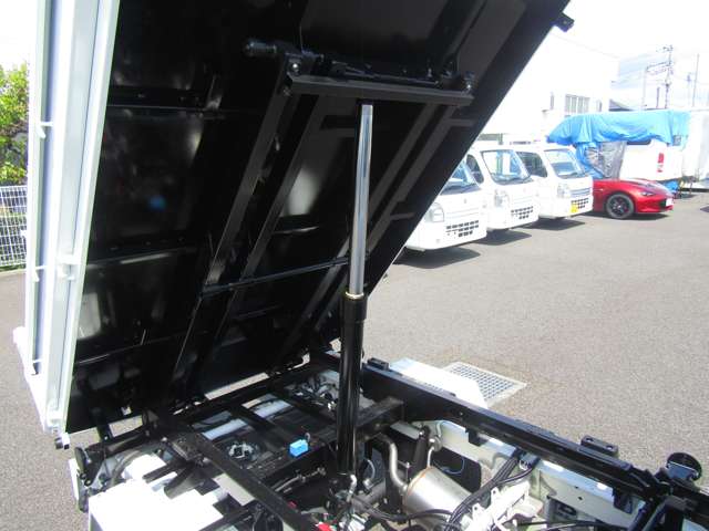 U00048379536_8_001.jpg