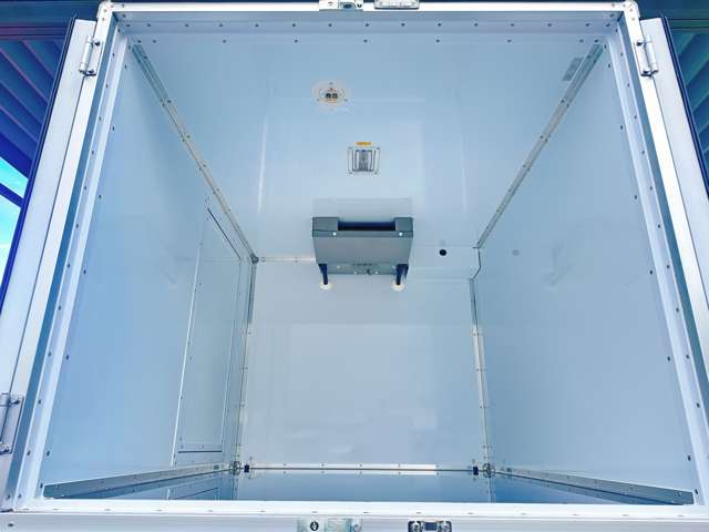 U00046598546_15_001.jpg
