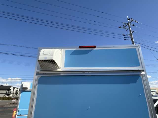 U00048081823_32_001.jpg
