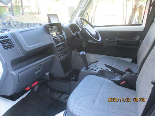 U00047196283_3_001.jpg