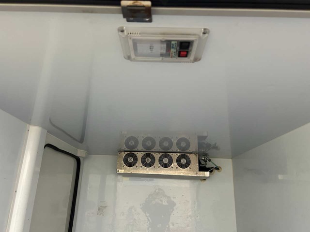 U00048495912_65_001.jpg