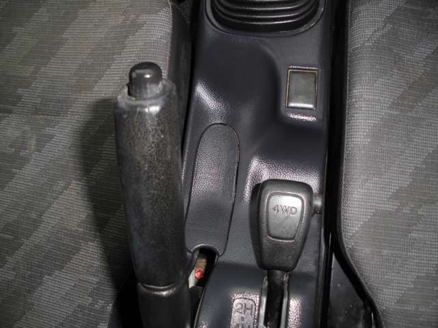U00038391910_15_002.jpg
