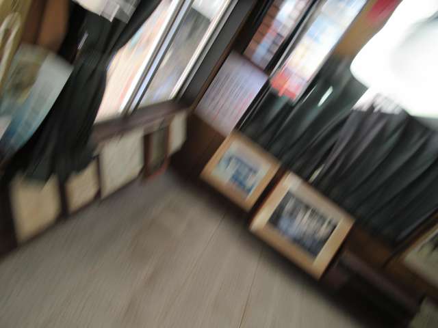 U00047575799_30_001.jpg