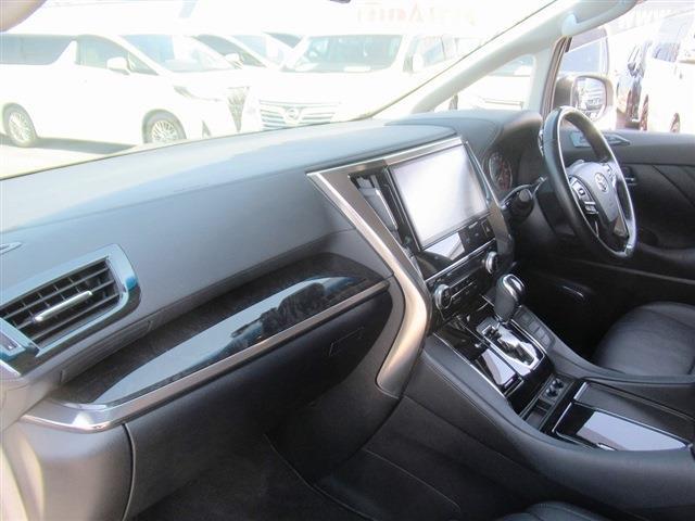 UJ0048376264_33_001.jpg