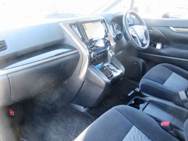 UJ0048505829_40_001.jpg