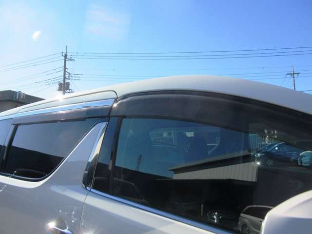 UJ0048505829_59_001.jpg