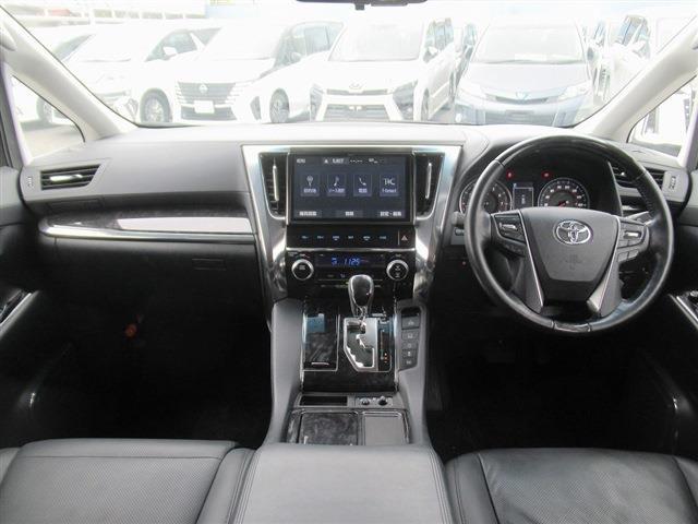 UJ0048567528_10_001.jpg