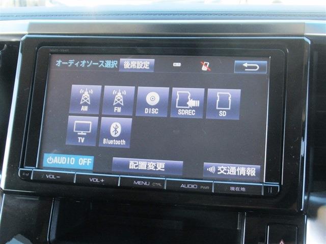 UJ0048325806_33_001.jpg