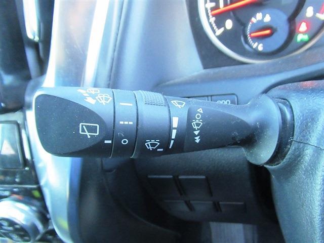 UJ0048262900_42_001.jpg