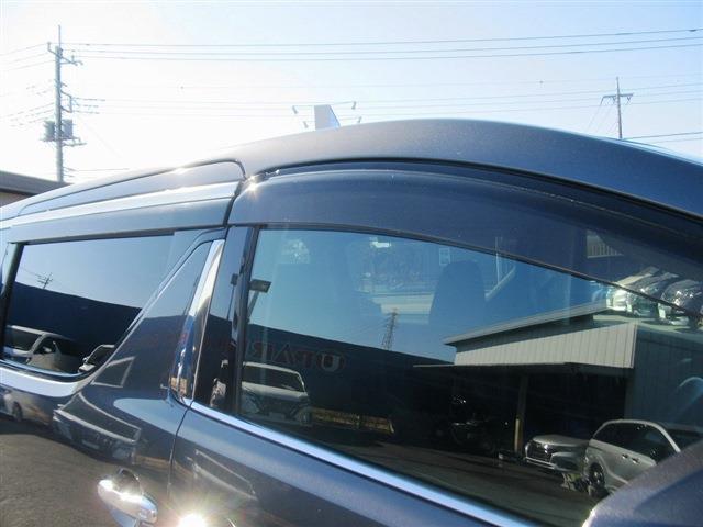 UJ0048262900_51_001.jpg