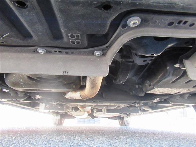 UJ0048092889_76_001.jpg