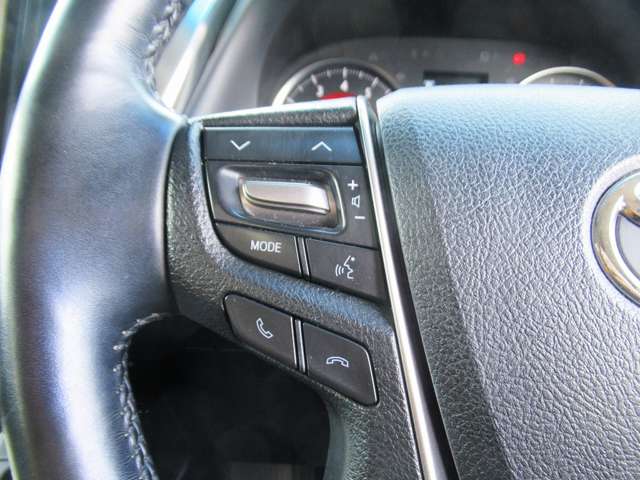 UJ0048421106_52_001.jpg
