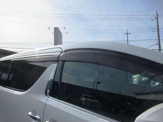 UJ0048421106_62_001.jpg