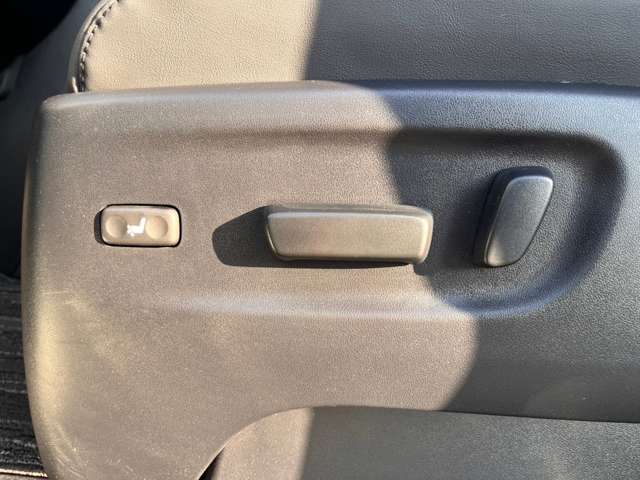 U00048443652_13_001.jpg